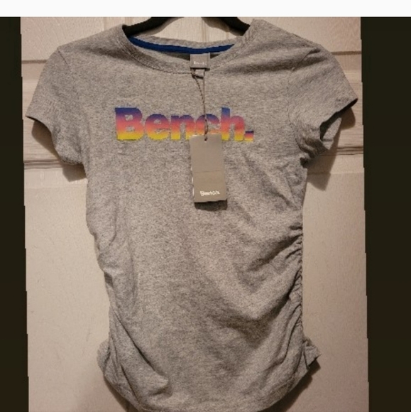 BENCH SHIRT NEW KID SIZE - Picture 1 of 1